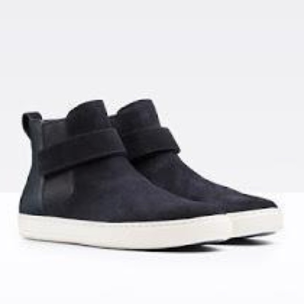 Vince Belmont Mixed Media Sneaker